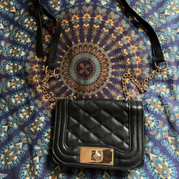 Black purse - Picture 2 of 3